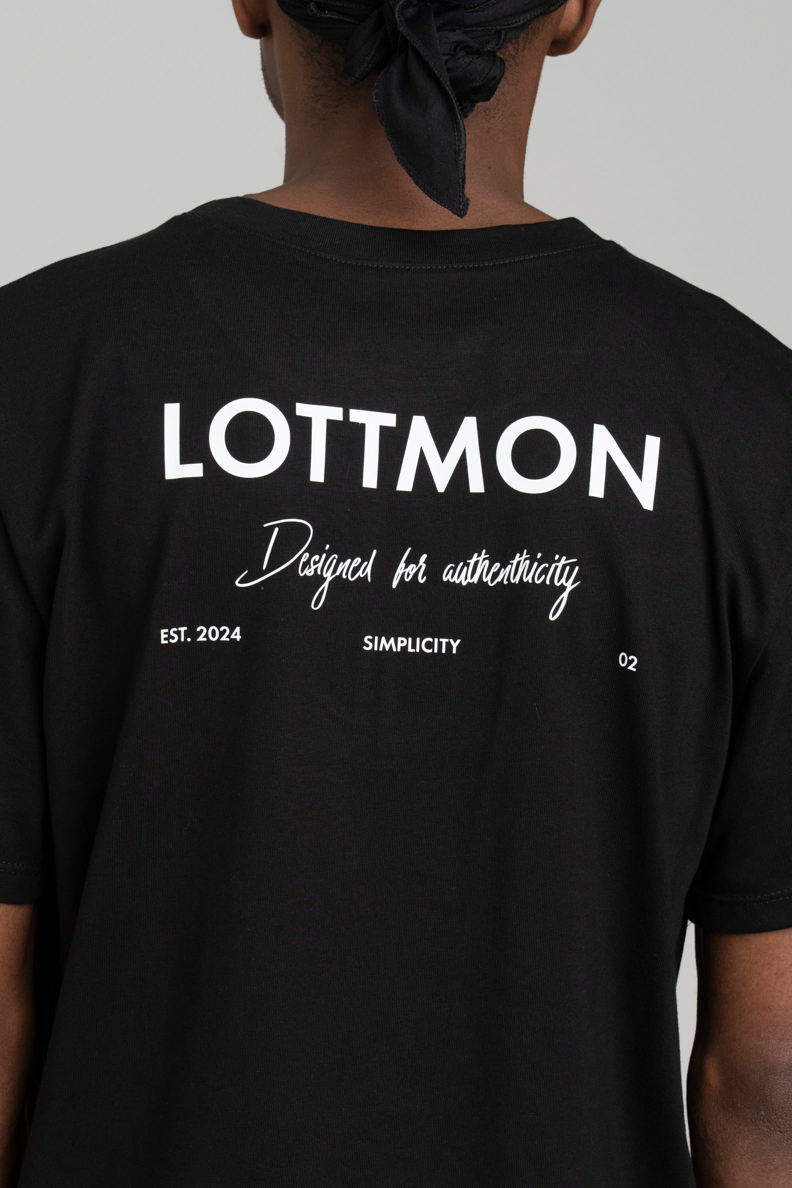 Camiseta regular Authenticity Black